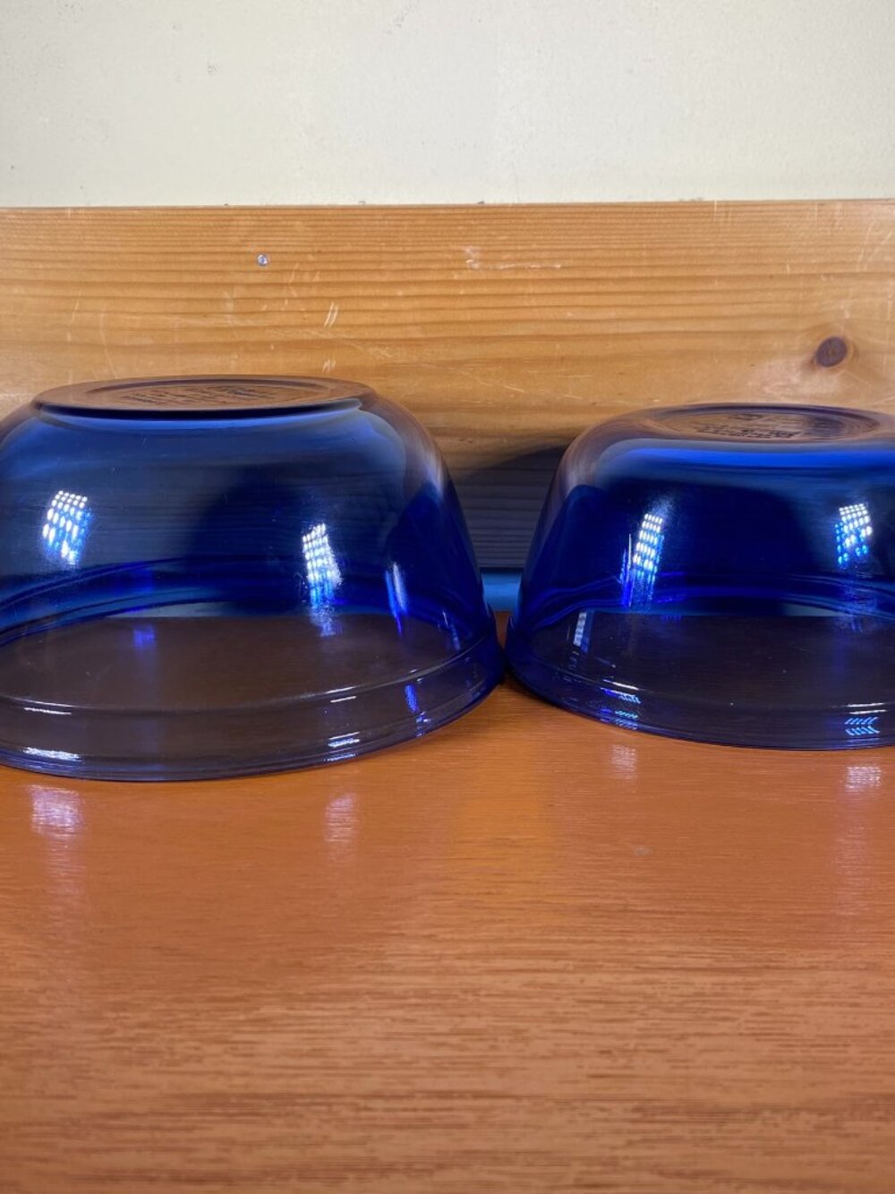 Set of 2 Anchor Hocking Cobalt Blue Glass Mixing Bowls 1.5 & 1 Qt USA